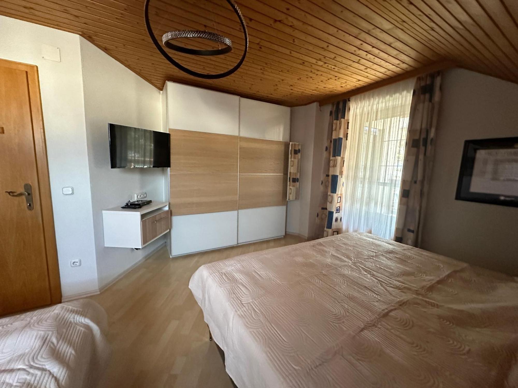 Villa Racing - Privatzimmer In Spielberg Spielberg Bei Knittelfeld Exterior photo