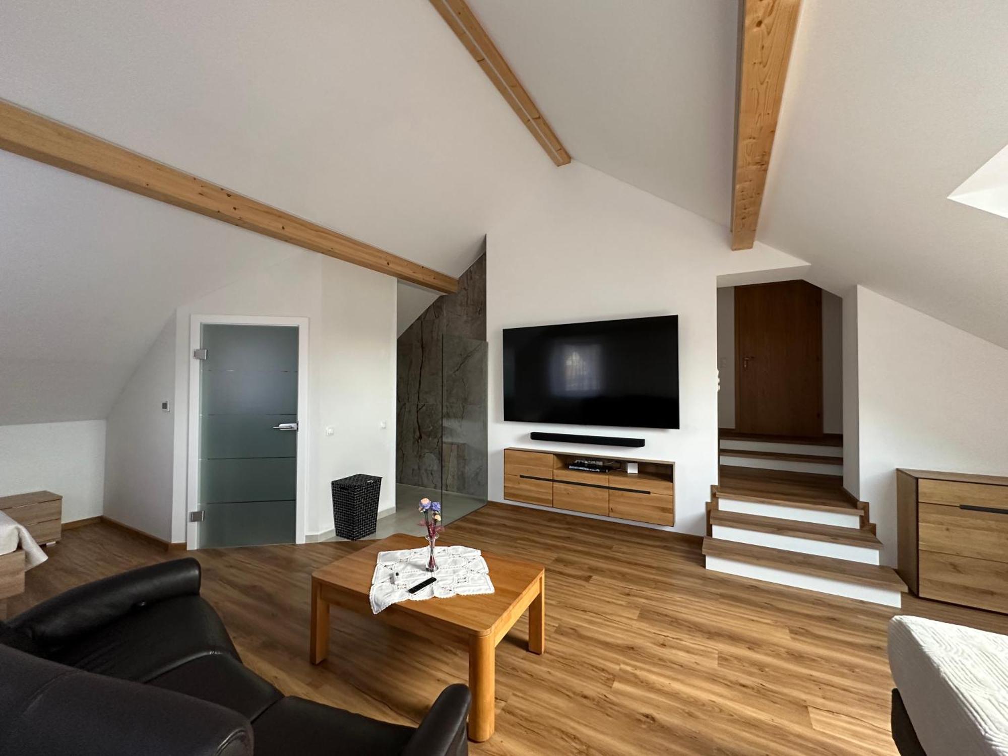 Villa Racing - Privatzimmer In Spielberg Spielberg Bei Knittelfeld Exterior photo